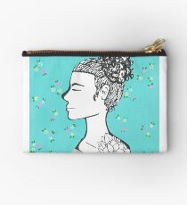 Elegance Studio Pouch