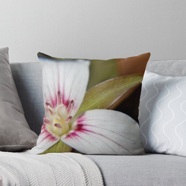 Item preview, Painted Trillium II designed and sold by Kathleen Daley.