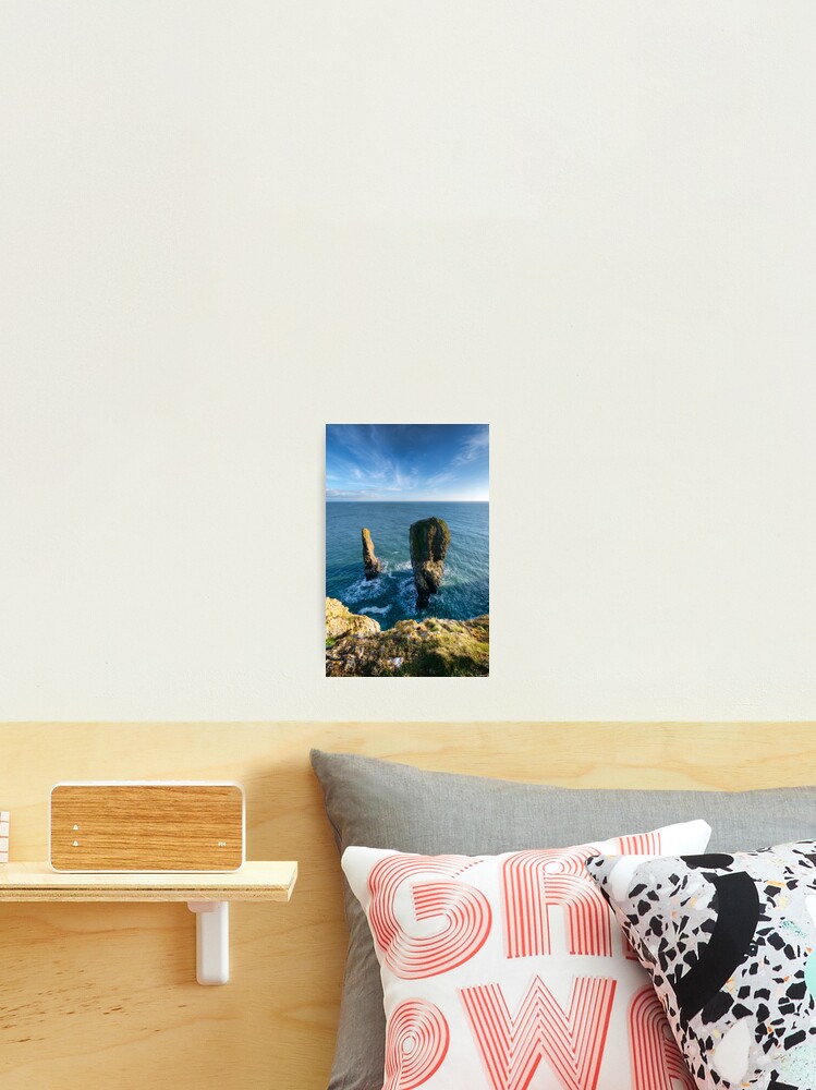 Aperçu 2 sur 3. Impression photo avec l'œuvre Stack Rocks créée et vendue par Viking60.