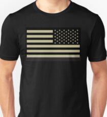 Camiseta ajustada EJÉRCITO AMERICANO, soldado, militar estadounidense, bandera del brazo, ejército de los EE. UU., IR, infrarrojo, los eeuu, bandera, bandera del revés, en NEGRO