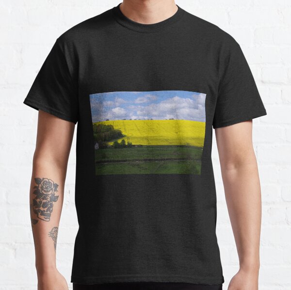 Rapeseed field in Wiltshire Classic T-Shirt