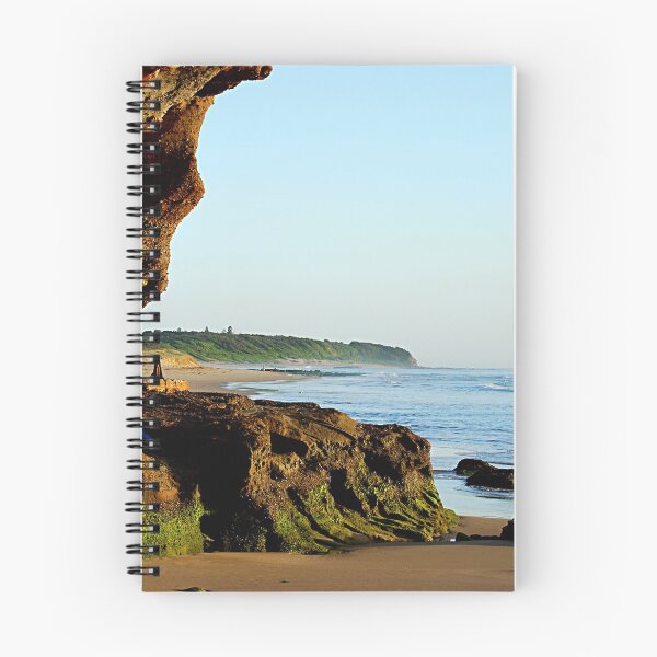 Artikelvorschau,  Mein einsamer Ort ... mein Versteck ... Wenn ich nach draußen schaue, kann ich den fernen Strand sehen entworfen und verkauft von Bev Woodman.