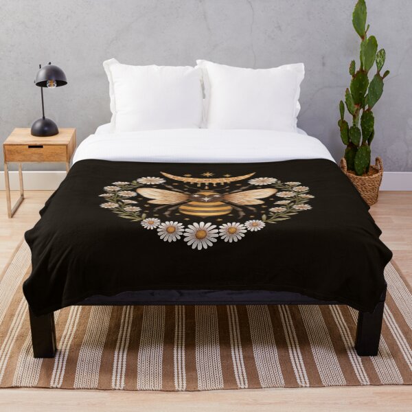 Honey moon Throw Blanket