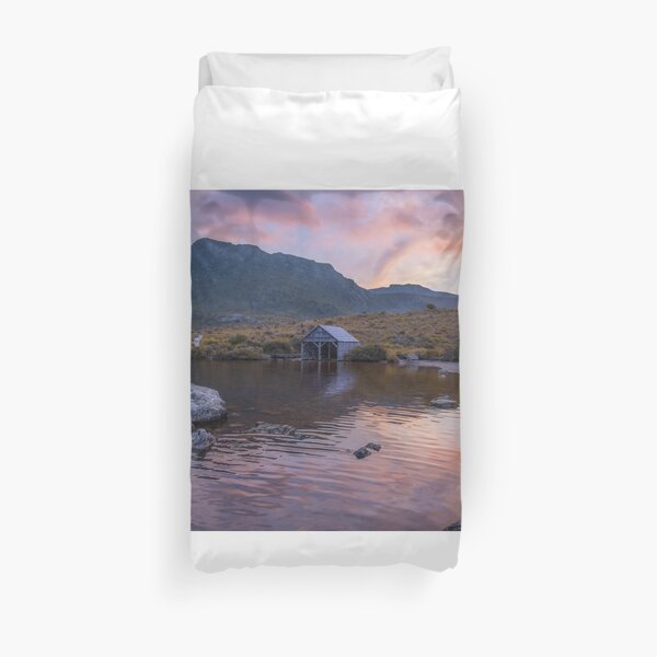 Dove Lake, Cradle Mountain, Tasmania Duvet Cover