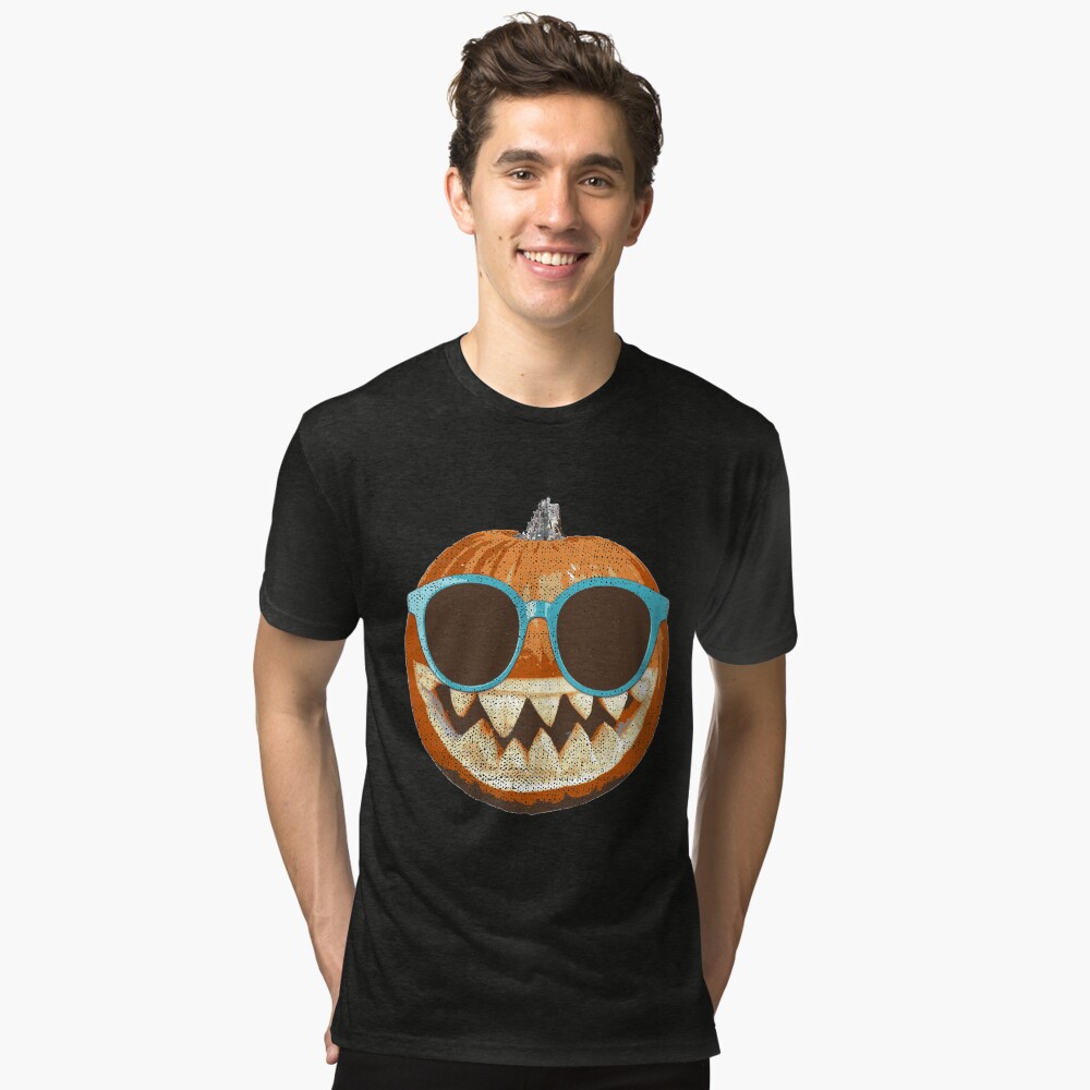 Artikel-Vorschau von Vintage T-Shirt, designt und verkauft von yeoys.