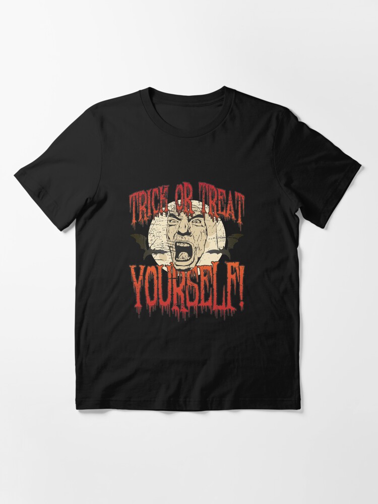 Alternative Ansicht von Trick Or Treat Yourself - Scary Halloween Gift Essential T-Shirt