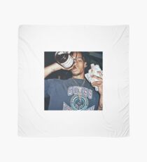 Thouxanbanfauni Scarf