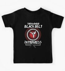 Taekwondo Black Belt In Progress Kinder T-Shirt