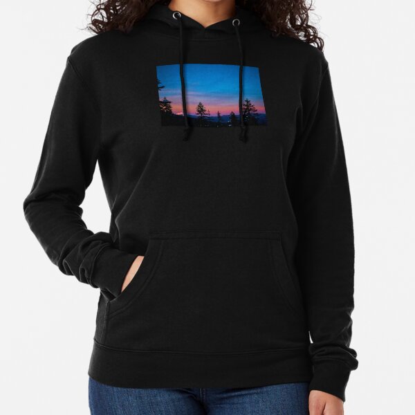 Diamond Peak, Oregon Winter Sunset Lightweight Hoodie