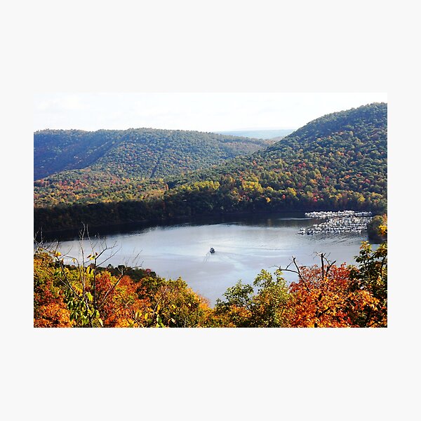Artikelvorschau, Raystown Lake entworfen und verkauft von Sherry Hunsberger.