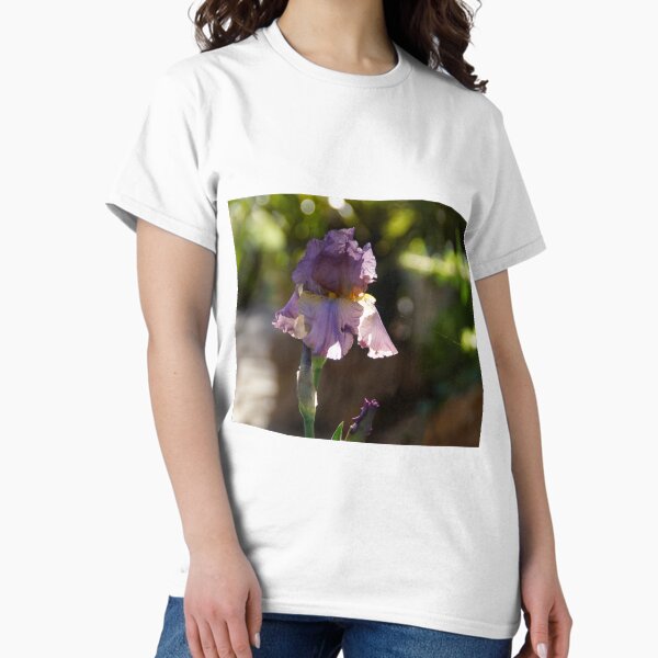 Iris in the Garden - Magpie Springs - Adelaide Hills Wine Region - Fleurieu Peninsula - South Australia Classic T-Shirt