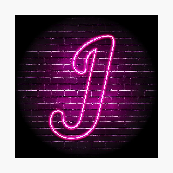 Lámina fotográfica «Letrero de neón Letra J Pink Script inicial Monogram  Girls» de PopCultureOfPop | Redbubble