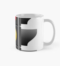 A traffic light with red, yellow and green lights Mug