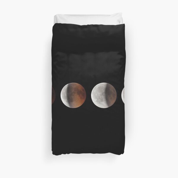 Super blood moon Duvet Cover