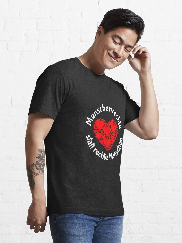 Essential T-Shirt mit Menschenrechte statt rechte Menschen, designt und verkauft von dynamitfrosch