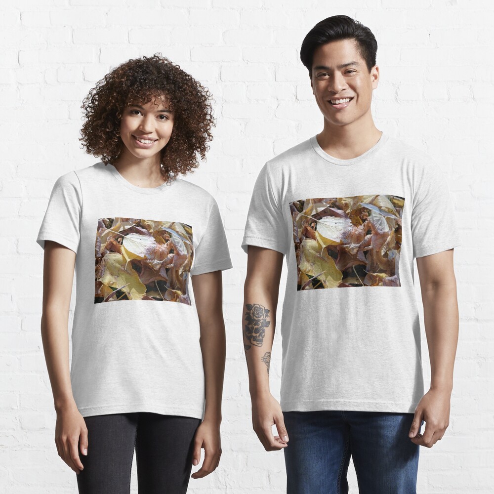 Artikel-Vorschau von Essential T-Shirt, designt und verkauft von Gourmetkater.