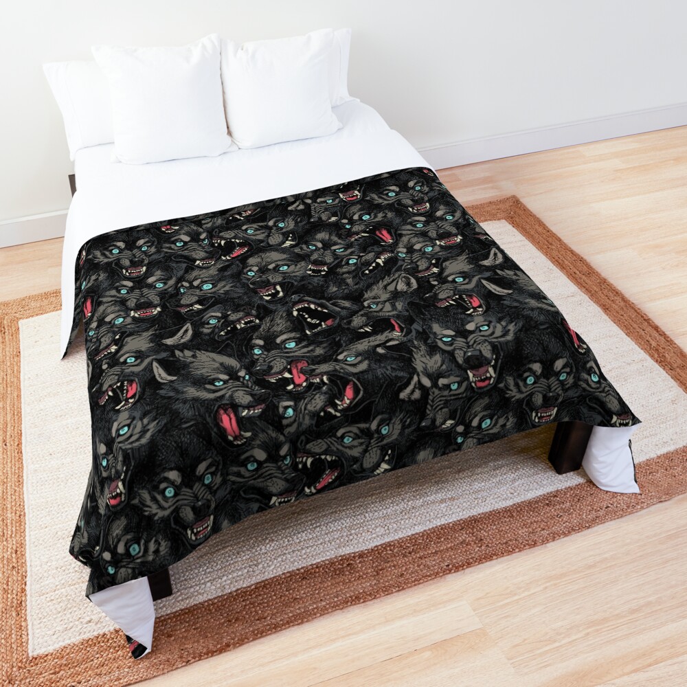 Wolf Pack Pattern Comforter