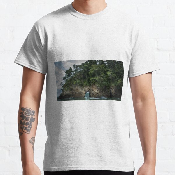 Sea Arch Ventanas Classic T-Shirt