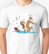 Camiseta unisex calvin y hobbes bailando con musica