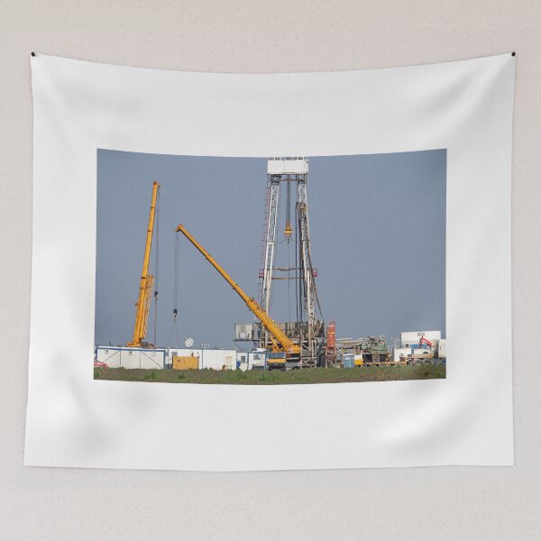 Item preview, oil drilling rig and machinery on field designed and sold by goceris.