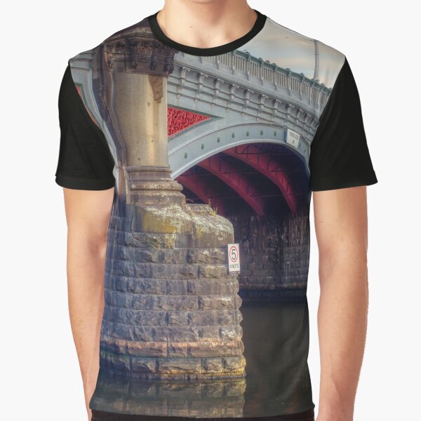 Princes Bridge Graphic T-Shirt