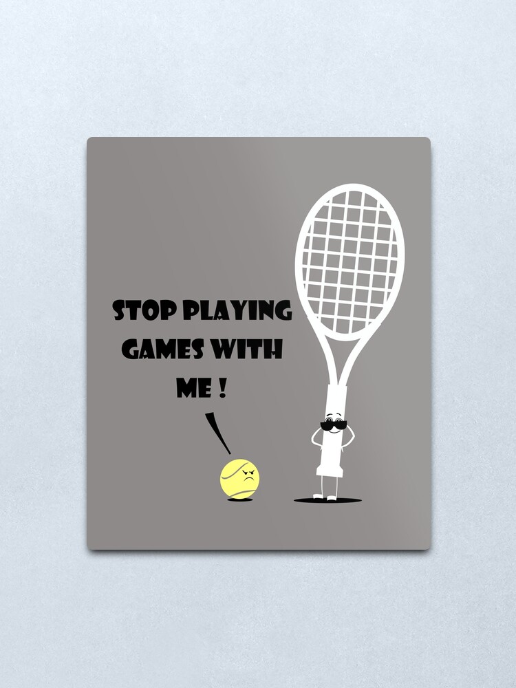 Lámina metálica «Tenis - Pelota De Tenis Raqueta De Tenis Humor De Dibujos Animados» de razzelshirts | Redbubble Lámina metálica «Tenis - Pelota De Tenis Raqueta De Tenis Humor De Dibujos Animados» de razzelshirts | Redbubble
