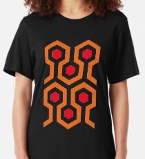 Das glänzende Teppich-Muster Slim Fit T-Shirt