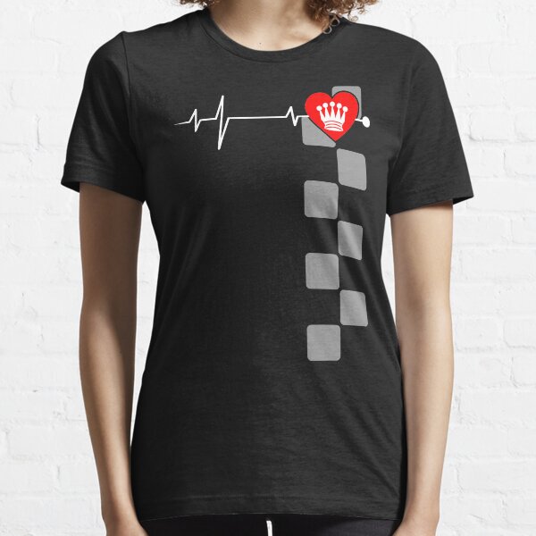 Heart with Chess Lady - I Essential T-Shirt