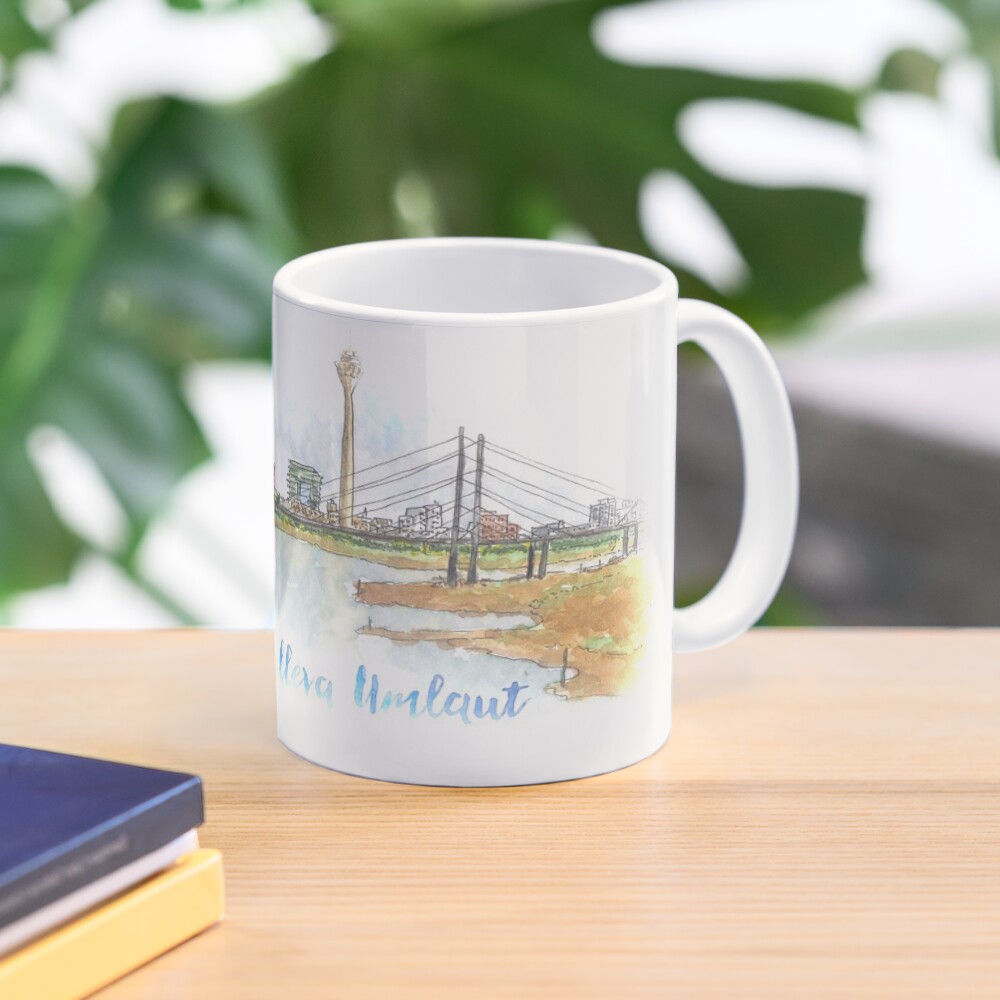 Skyline con texto - Düsseldorf lleva Umlaut Taza de café