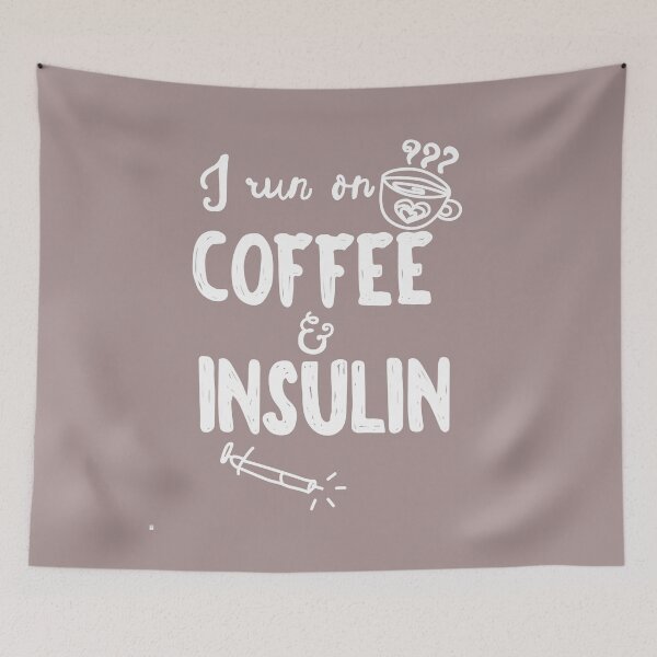 Artikelvorschau, Ich laufe auf Kaffee & Insulin T-Shirt entworfen und verkauft von Oles Bielienkyi.