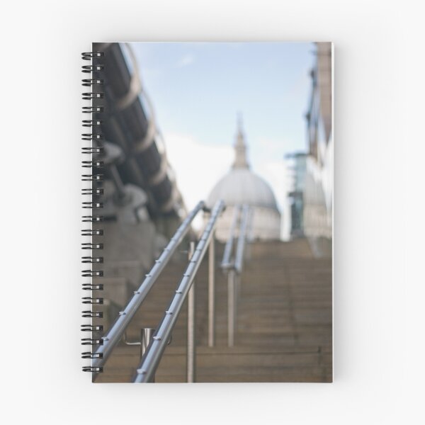 Aperçu de l'œuvre Stairway to St Pauls créée et vendue par Ian Tilly.