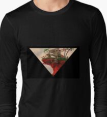 Plastic Beach - Gorillaz Long Sleeve T-Shirt