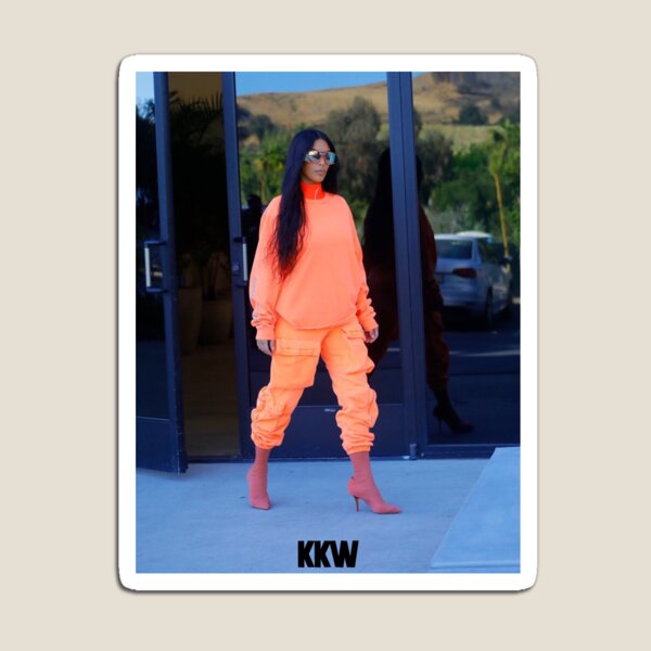 Aperçu de l'œuvre Kim Kardashian KKW 9 créée et vendue par scultura.