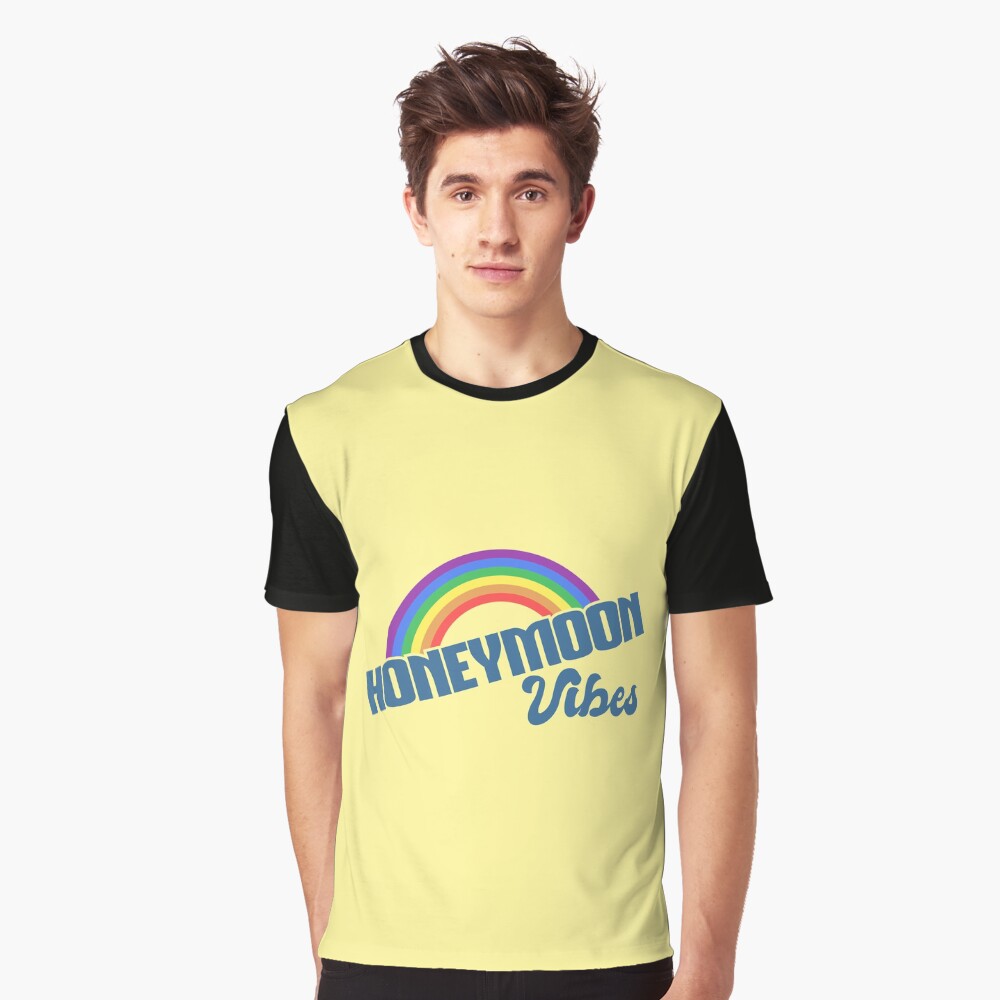 Artikel-Vorschau von Grafik T-Shirt, designt und verkauft von yeoys.