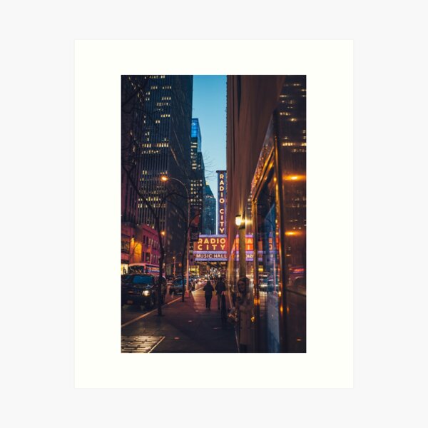 Artikel-Vorschau von Radio City Music Hall bei Nacht | NYC | New York City, designt und verkauft von JKWArtwork.