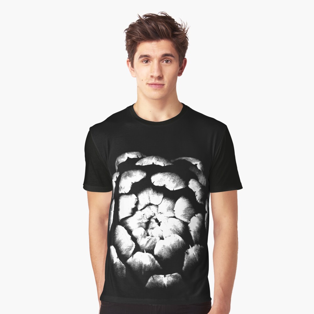 Artikel-Vorschau von Grafik T-Shirt, designt und verkauft von lathspell.