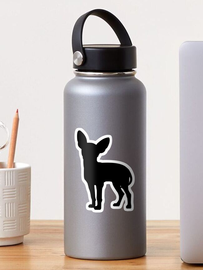 Aperçu 1 sur 3. Sticker avec l'œuvre Chihuahua Silhouette créée et vendue par missnisa.