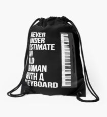Never Underestimate An Old Woman With A Keyboard T-Shirt Mom Drawstring Bag