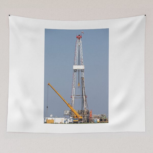 Item preview, oil drilling rig and crane heavy machinery designed and sold by goceris.