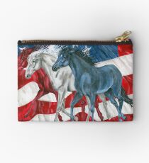 Patriots Studio Pouch
