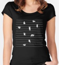 Faultier-Streifen Tailliertes Rundhals-Shirt