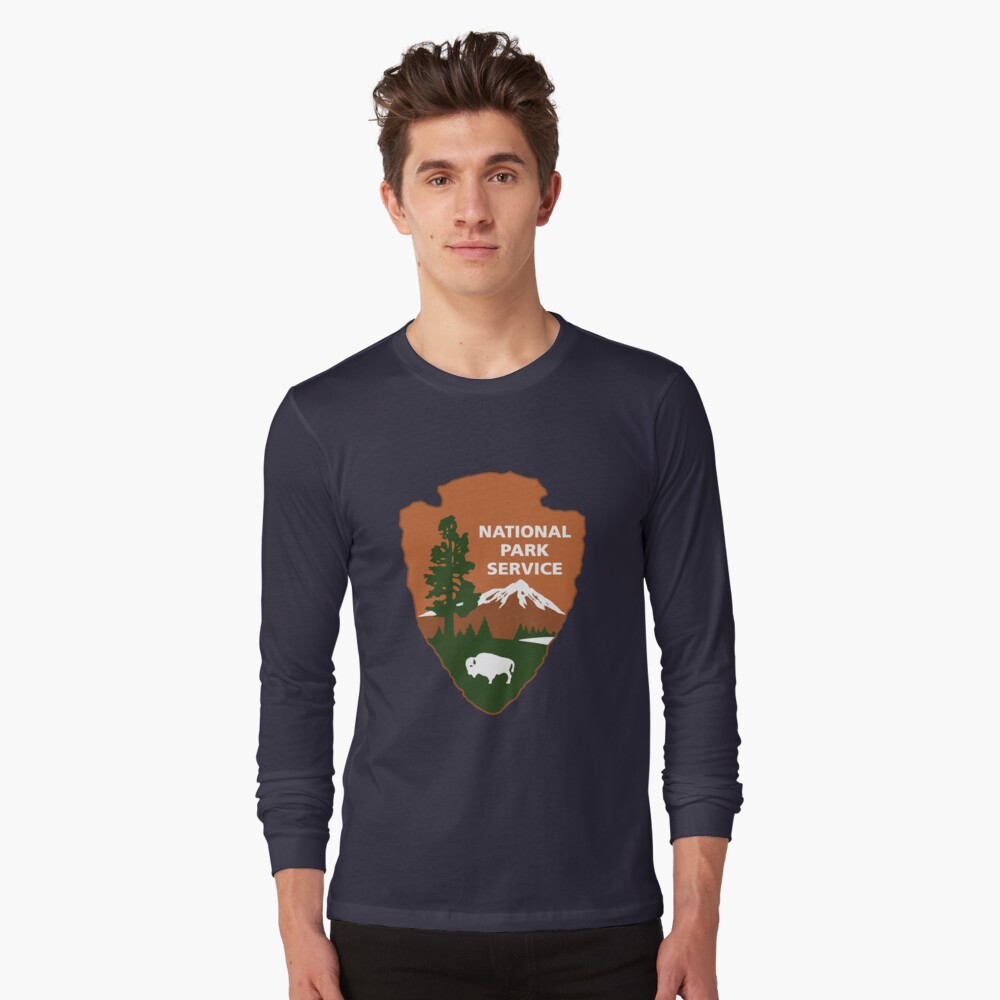 Vista previa del artículo con la obra «Camiseta de manga larga», diseñado y vendido por Bebface.
