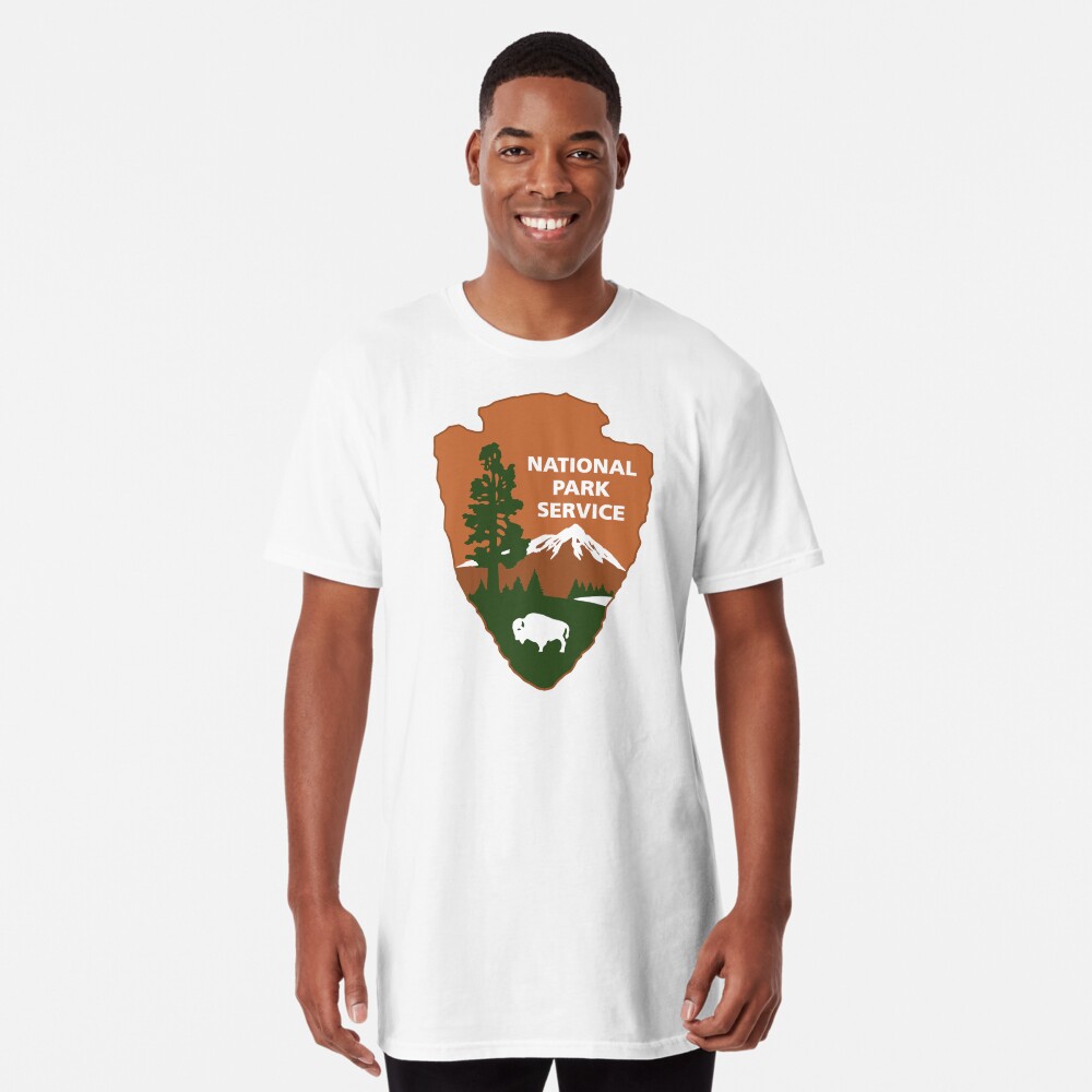 Vista previa del artículo con la obra «Camiseta larga», diseñado y vendido por Bebface.