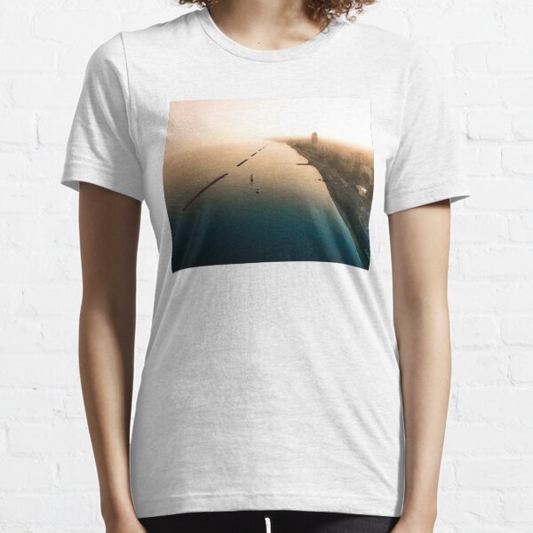 Dust over the city Essential T-Shirt