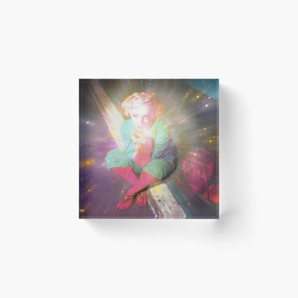 MARYL1N M0NROE Acrylic Block