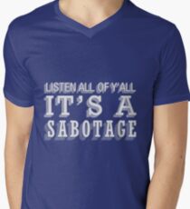 Camiseta para hombre de cuello en v Sabotaje
