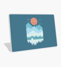 Kabine im Schnee Laptop Skin