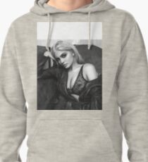 sexy babe Pullover Hoodie
