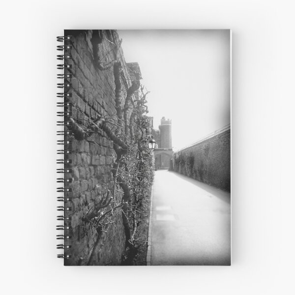 Artikelvorschau, Castle wall entworfen und verkauft von AmandaCole.