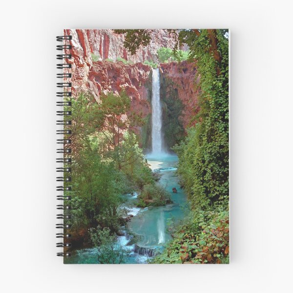 Aperçu de l'œuvre Moony Falls et l'arbre créée et vendue par Mark Ramstead.